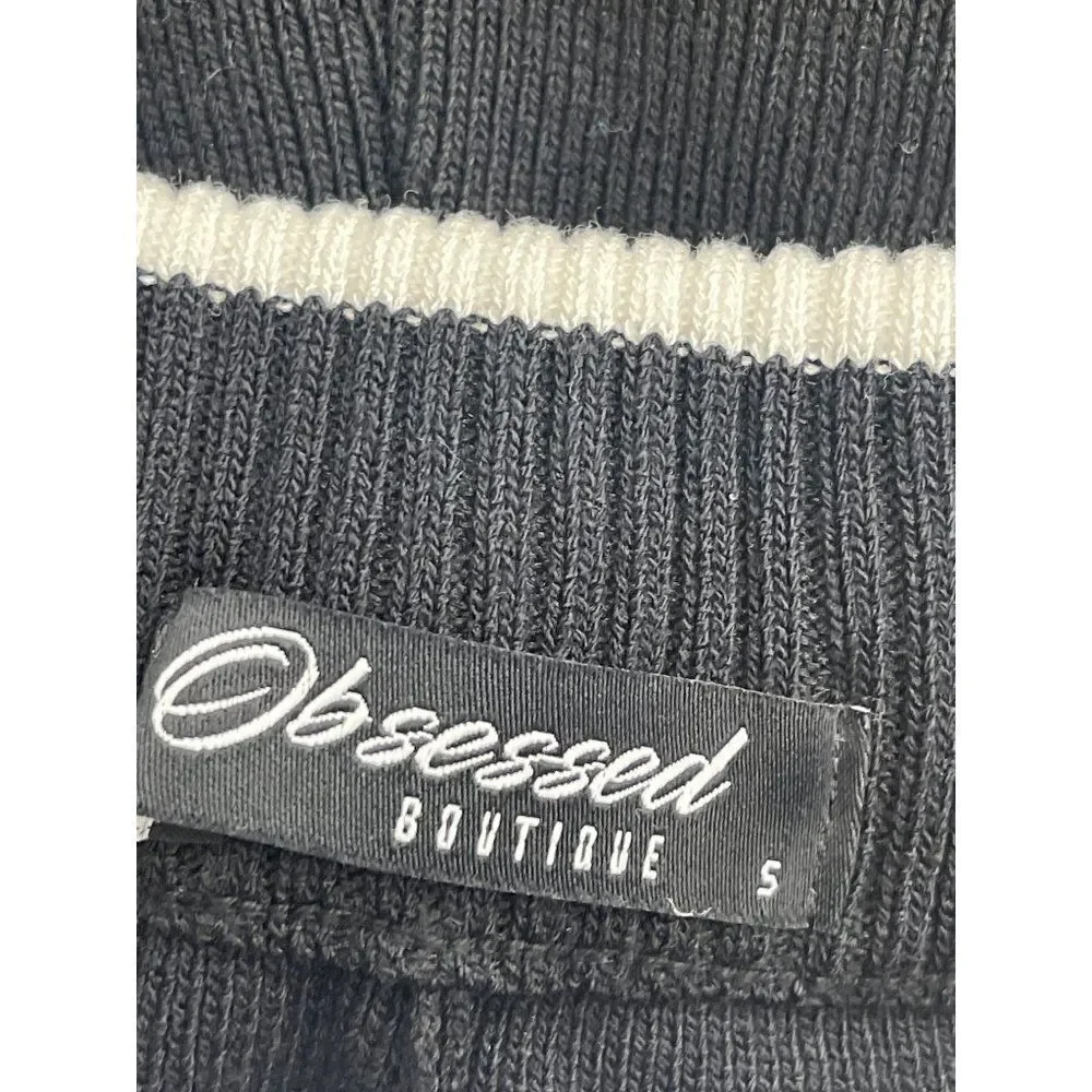Obsessed Boutique Black Knit Short With White Trim Size S